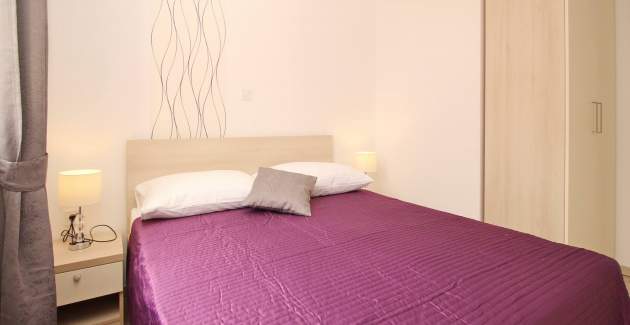 Apartment Gorica 2 No.4 - with Balcony and Pool