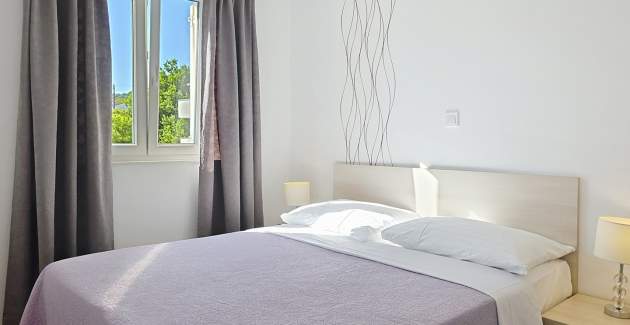 Apartment Gorica 2 No.4 - with Balcony and Pool