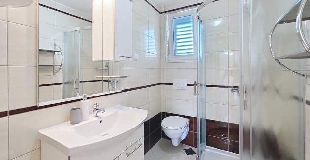 Apartment Gorica 2 No.4 - with Balcony and Pool