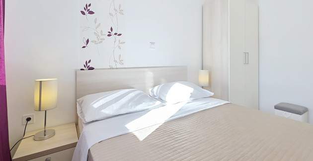 Apartment Gorica 2 No.7 - with Balcony and Pool