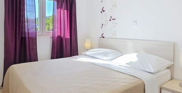 Apartment Gorica 2 No.7 - with Balcony and Pool