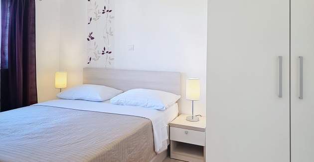 Apartment Gorica 2 No.7 - with Balcony and Pool