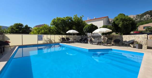 Apartment Gorica 2 No.7 - with Balcony and Pool