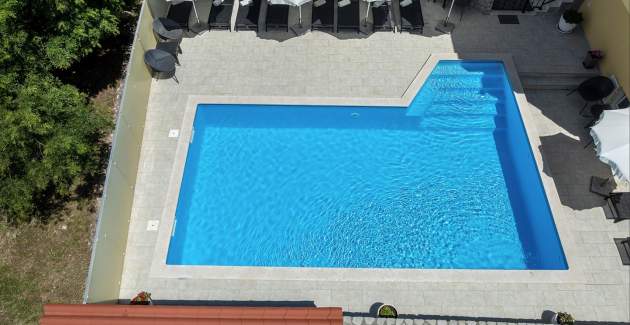 Apartman Gorica 2 br.10 – s bazenom, u suterenu