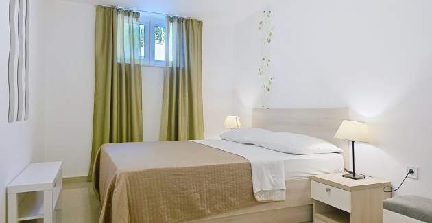 Apartman Gorica 2 br.10 – s bazenom, u suterenu