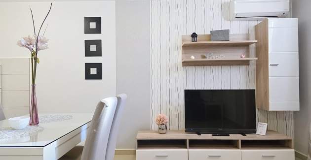 Apartman Gorica 2 br.10 – s bazenom, u suterenu