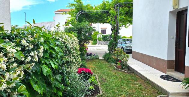 Apartment Grozdana No. 1A - with Terrace