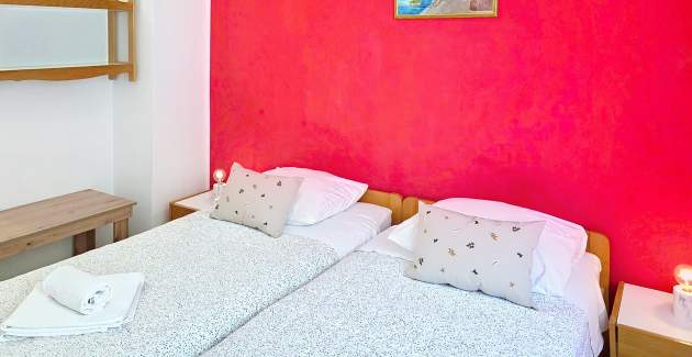 Apartment Karamarko - with large Balcony