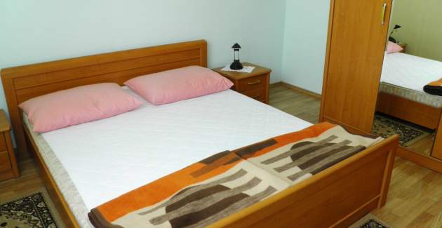 Standard Apartment Klaric Prvic - 200 m from the Beach, with Balcony