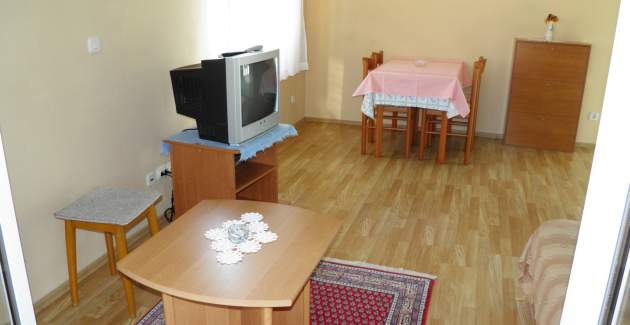 Standard Apartment Klaric Prvic - 200 m from the Beach, with Balcony