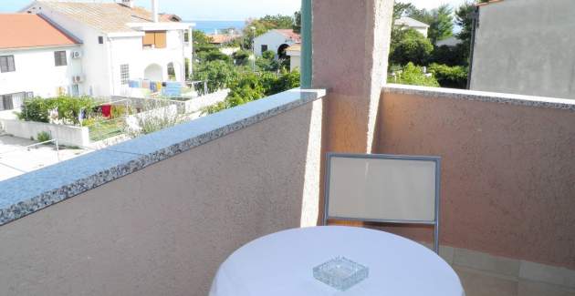Standard Apartment Klaric Prvic - 200 m from the Beach, with Balcony