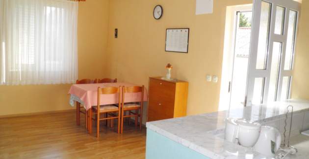 Standard Apartment Klaric Prvic - 200 m from the Beach, with Balcony