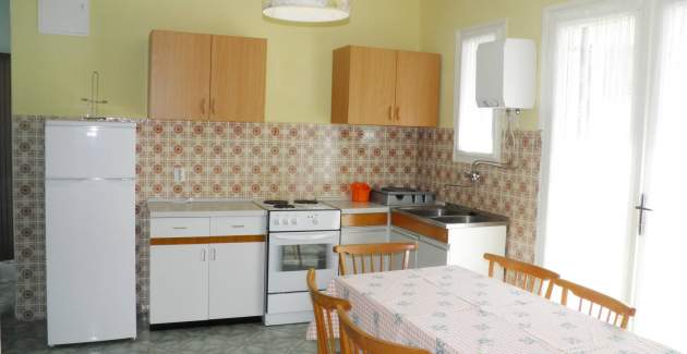 Standard Apartment Klaric A6- 200m from the Beach, with Terrace