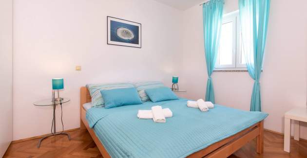 Apartment Lavendel - with Balcony, 250 m from the Beach