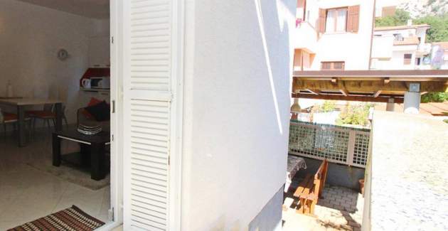 Apartment Krleza - with large, covered Terrace