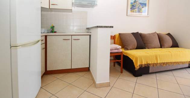 Apartment Lovincic No.7 – mit Meerblick, 200 m vom Strand entfernt