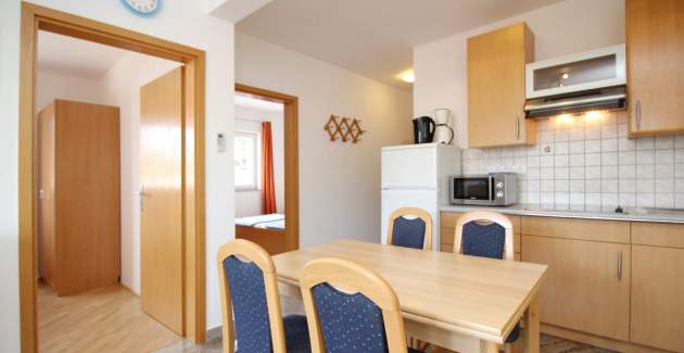 Apartment Mikulan Nara M – mit Meerblick, 350 m vom Strand entfernt