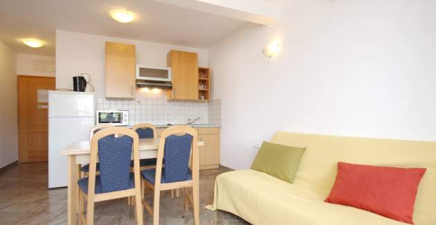 Apartment Mikulan Nara M – mit Meerblick, 350 m vom Strand entfernt