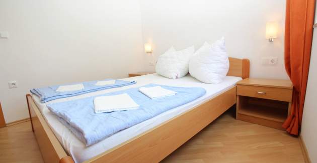 Apartman Mikulan Nara Priz – s terasom, 350 m od plaže