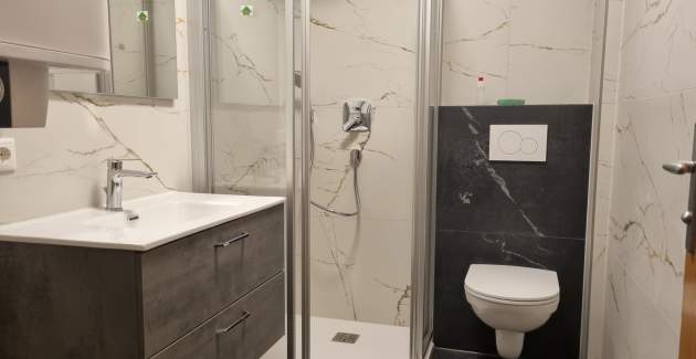 Apartman Mikulan Nara Priz – s terasom, 350 m od plaže