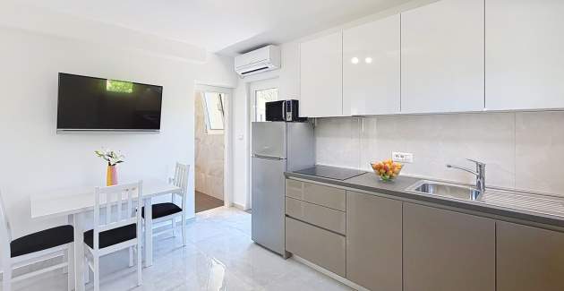 Charming Apartment Gabrijela 2 - for 2 Persons, with Terrace