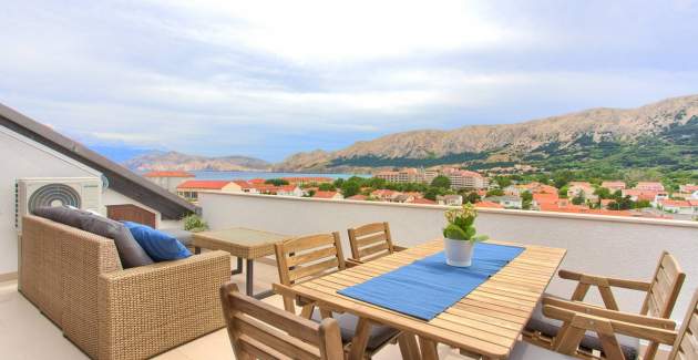 Apartment Nana K2 - with Sea View and private BBQ