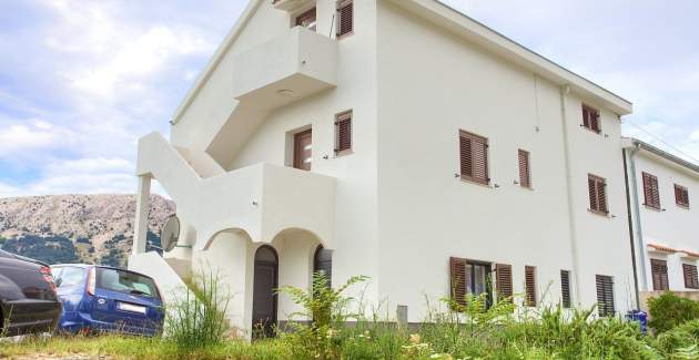 Apartment Nana K2 - with Sea View and private BBQ