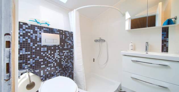 Apartment Nana K2 - with Sea View and private BBQ