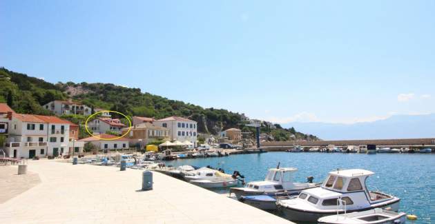 Apartment Čubranić S. Senj – im Hafen, nahe dem Meer