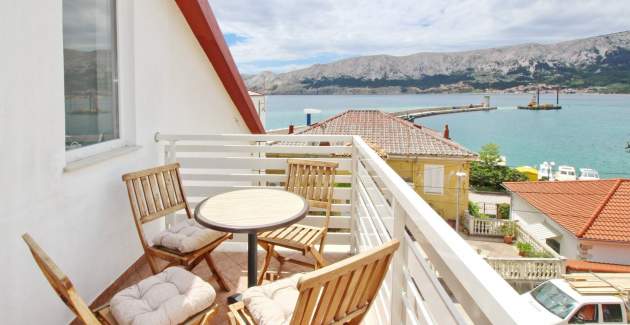Apartment Cubranic S. Bs- in Harbour, near the Sea