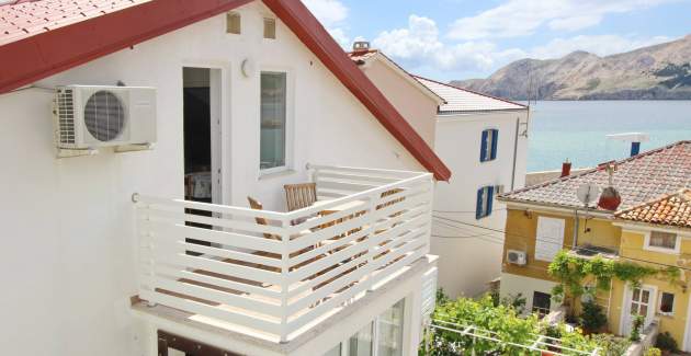 Apartment Cubranic S. Bs- in Harbour, near the Sea