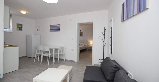 Apartment Lavanda No.3 - Underground/Subterrain Level, by the Sea