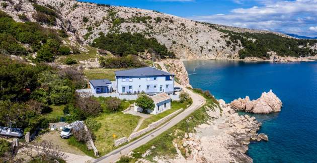 Apartment Lavanda No.3 - Underground/Subterrain Level, by the Sea
