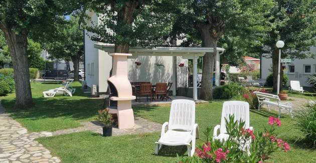 Apartment complex Villas Corinthia 1 - Top Location, 100m from the Beach, surrounded by Greenery
