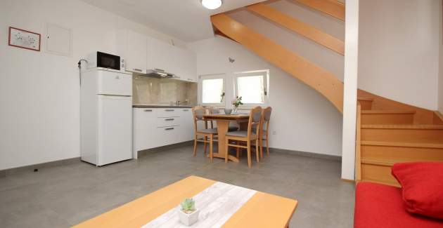 Apartment complex Villas Corinthia 7 - Top Location, 100m from the Beach, surrounded by Greenery