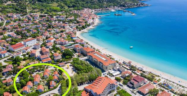 Apartment complex Villas Corinthia 9 - Top Location, 100m from the Beach, surrounded by Greenery