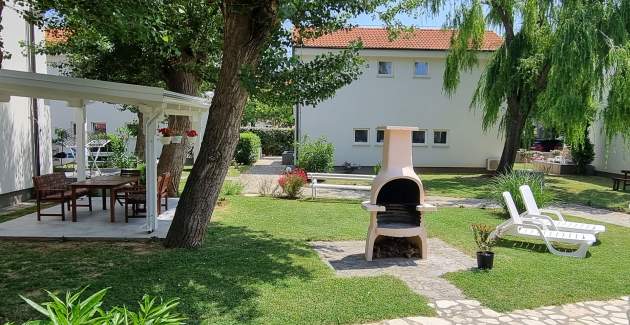 Apartment complex Villas Corinthia 13 - Top Location, 100m from the Beach, surrounded by Greenery