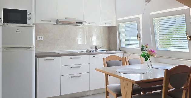 Apartment complex Villas Corinthia 14 - Top Location, 100m from the Beach, surrounded by Greenery