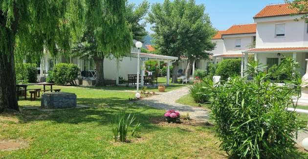 Apartment complex Villas Corinthia 14 - Top Location, 100m from the Beach, surrounded by Greenery