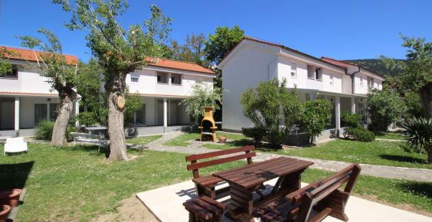 Apartment complex Villas Corinthia 14 - Top Location, 100m from the Beach, surrounded by Greenery