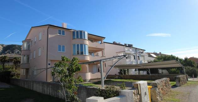 Apartment Zic No.3 - with Terrace, 350 m from the Beach