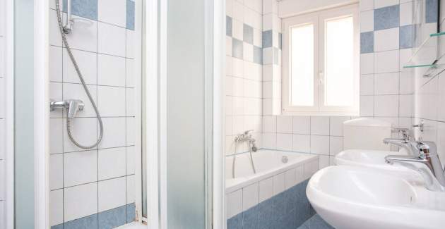 Apartment Zic No.3 - with Terrace, 350 m from the Beach