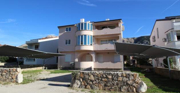 Apartment Zic No.5 - with Balcony, 350 m from the Beach