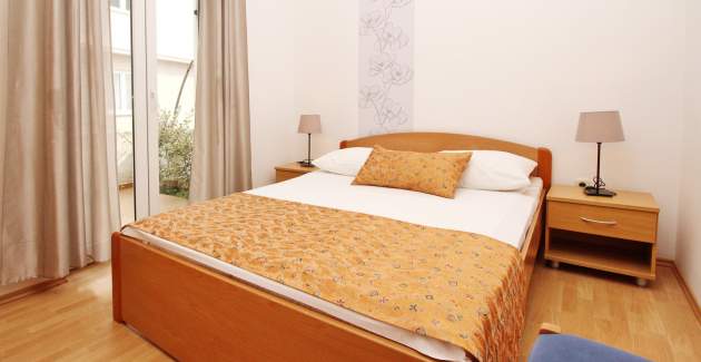 Apartment Limun 1 - with Terrace, 350m from the Beach 