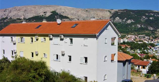 Apartment Limun 2 - with Balcony, 350m from the Beach