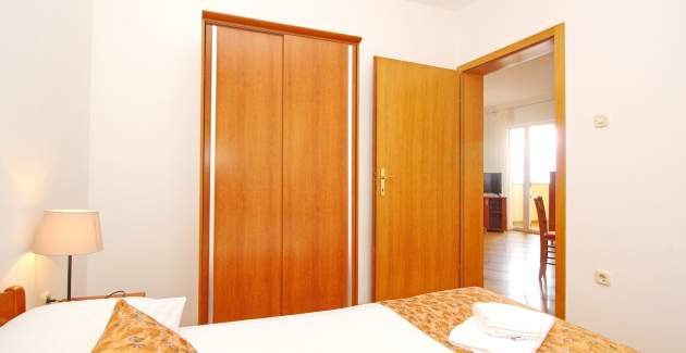 Apartment Limun 3 - with Balcony, 350m from the Beach