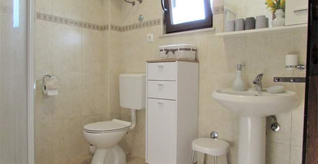 Appartamento Zeljka – 15 m dal mare, vista mare