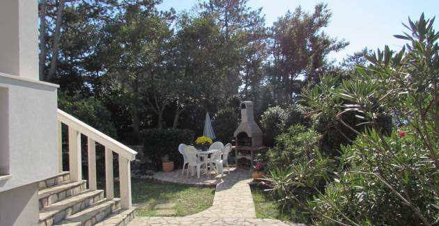 Appartamento Zeljka – 15 m dal mare, vista mare