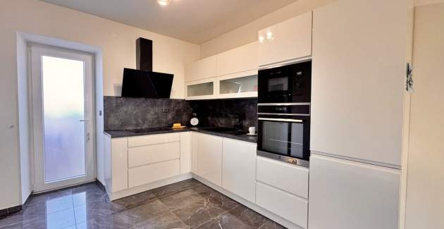 Appartamento Katarina 1 – 450 m dal mare