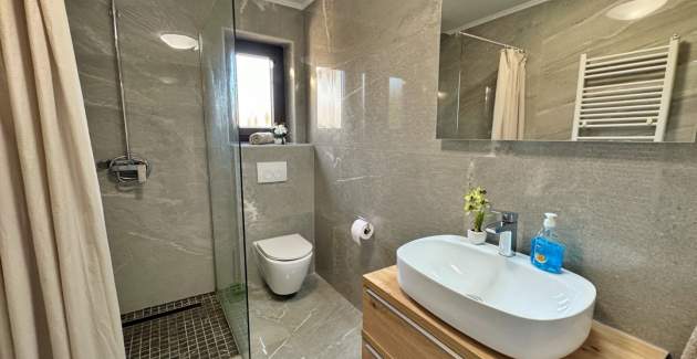 Appartamento Katarina 1 – 450 m dal mare